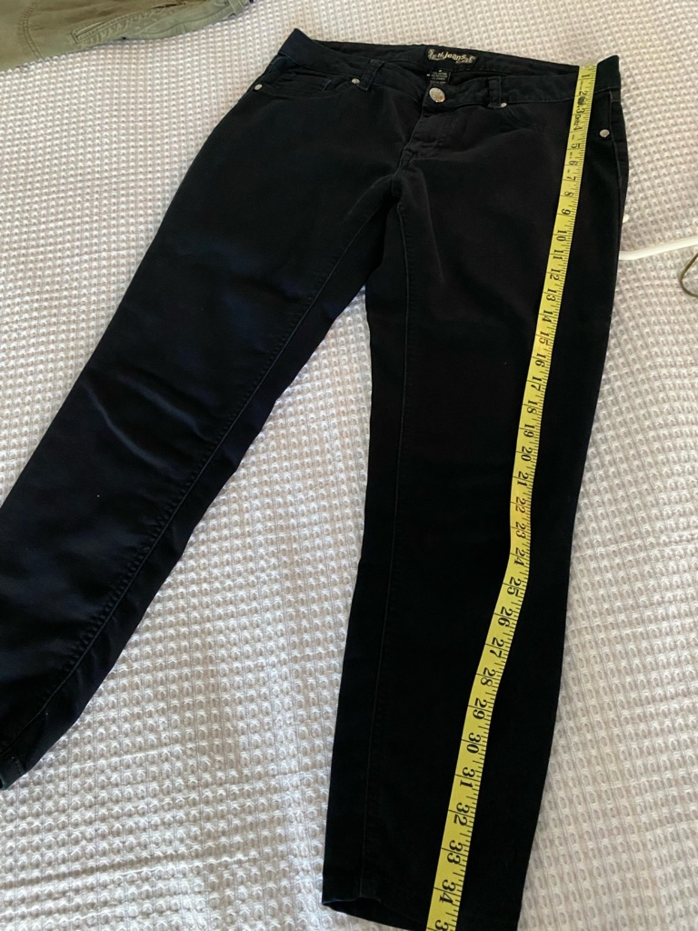d. jeans Women's Skinny Jeans in Black